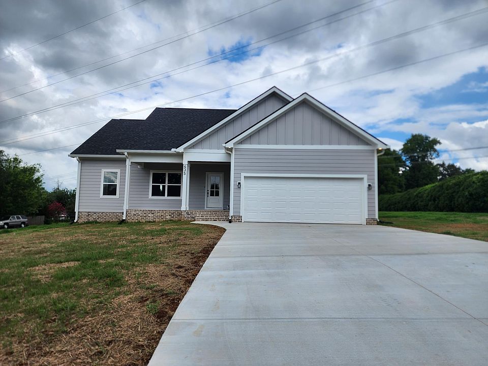 1st image of 435 Tremont Dr