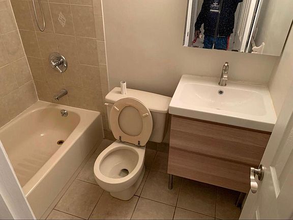 5th image of 2038 E 57th St #1