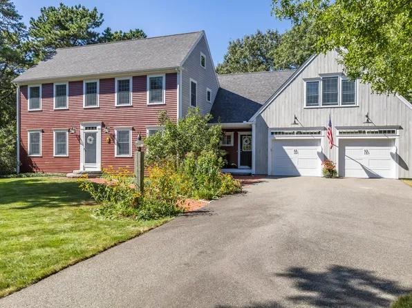 3 Thornberry Lane, Forestdale, MA 02644