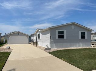 405 Hyacinth Ln, Matteson, IL 60443