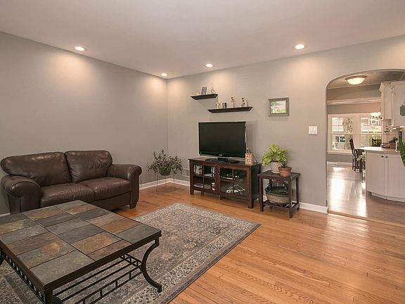 2nd image of 9734 S Millard Ave