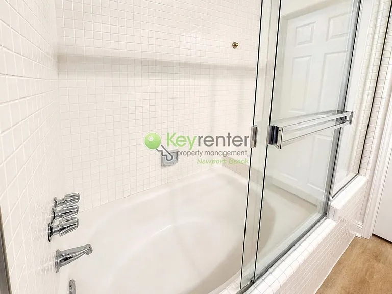 58 Baycrest Ct — Photo 15