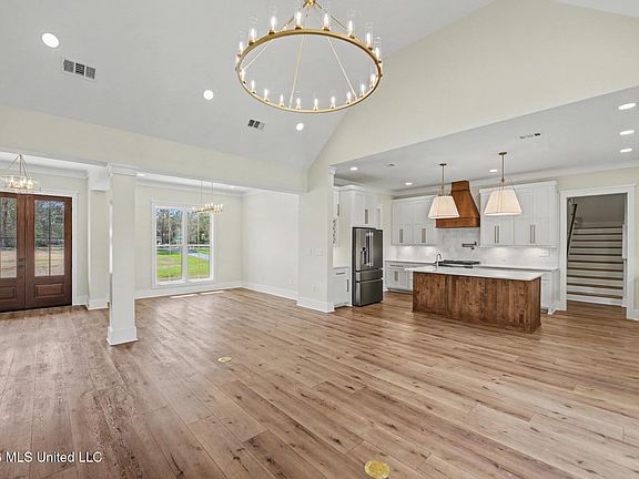 5th image of 2713 Island Branch Rd