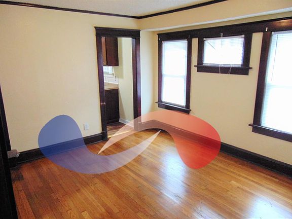 3rd image of 4915 S Benton Ave
