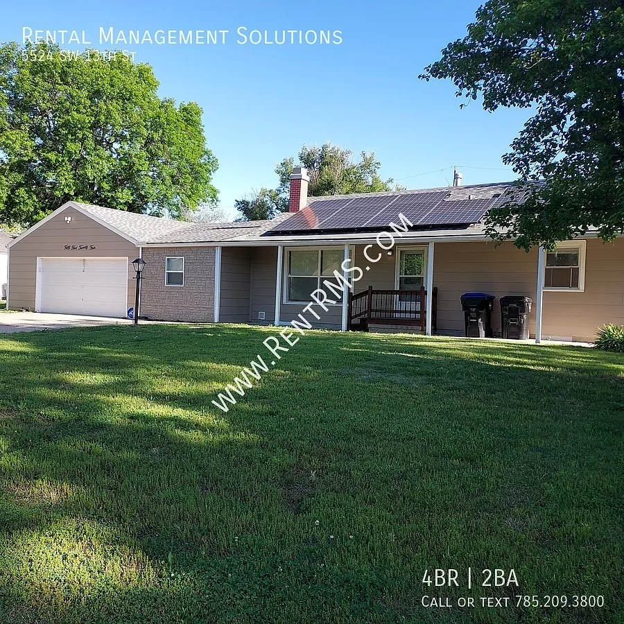 **Minutes From Wanamaker**5524 Sw 13th St - 4 Bed/1.5 Bath — Photo 1