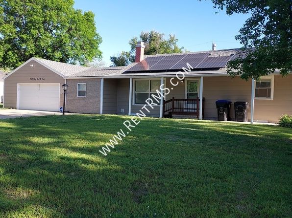 5524 SW 13th St, Topeka, KS 66604