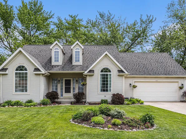 1411 Vollar Dr, Flint, MI 48532