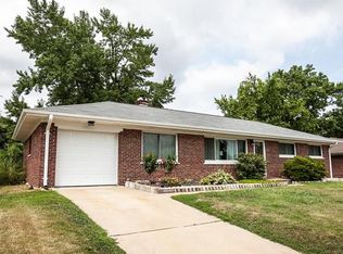8835 Crest Oak Ln, Saint Louis, MO