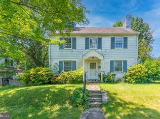 207 Saint Dunstans Rd, Baltimore, MD 21212