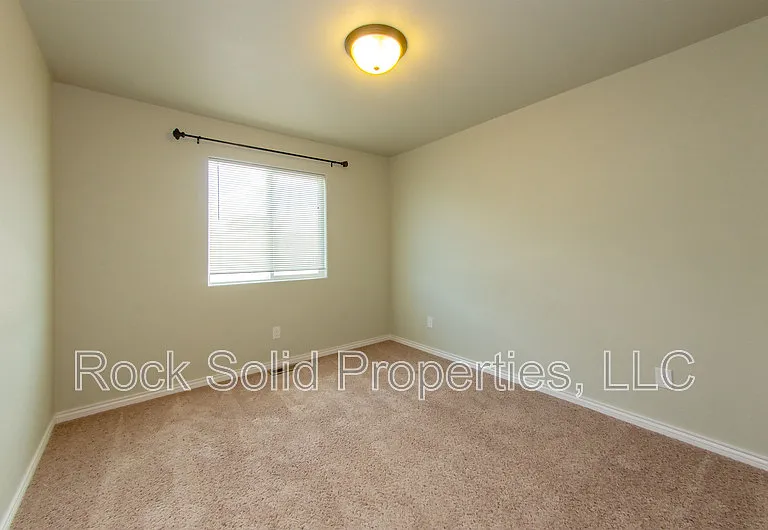 1031 Old Town Ln #1 — Photo 29