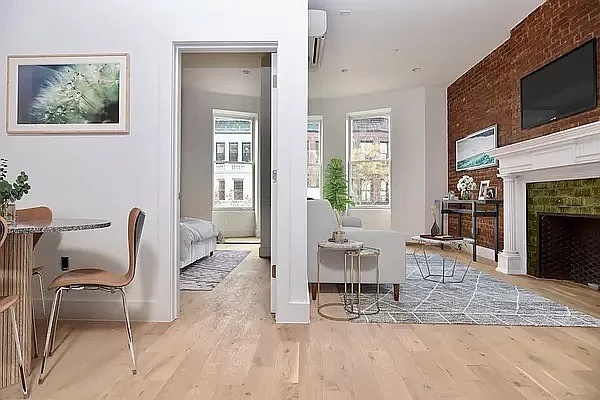 Rented by Bohemia Realty Group | media 11