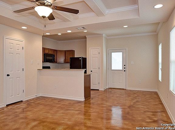 4th image of 6406 Melanzane Ave Unit 4