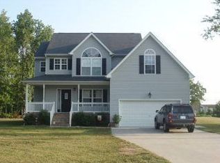 103 Castle Ct, Elizabeth City, NC 27909