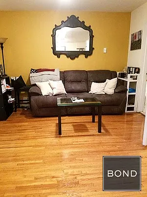 Rented by Bond New York | media 18