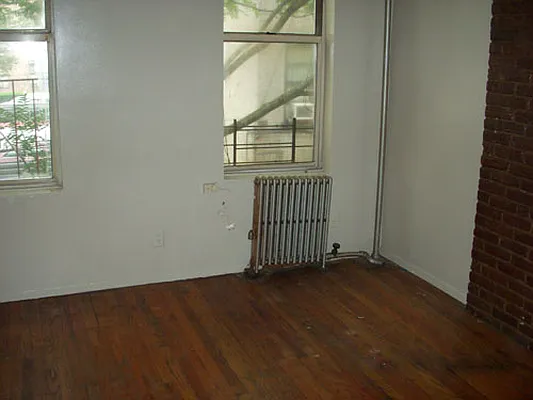 Rented by Secure One LLC | media 12