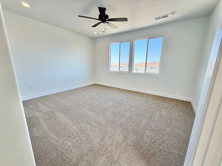 4129 E El Capitan Way St — Photo 17