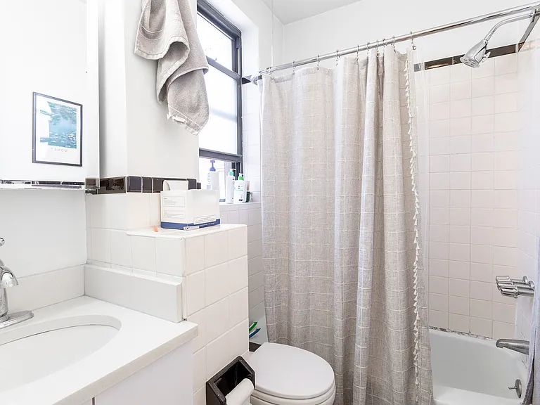 199 Bleecker St #13 — Photo 7