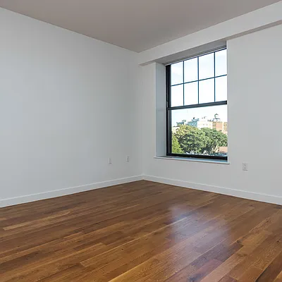 Rented by Nooklyn NYC LLC | media 43