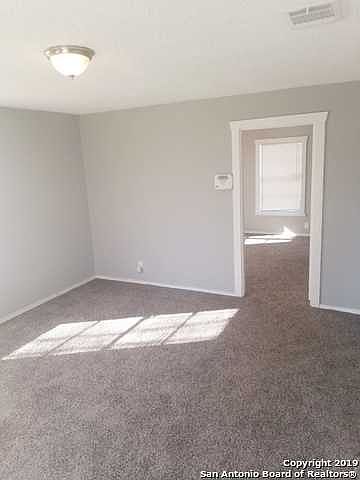 2nd image of 419 Freeman Dr