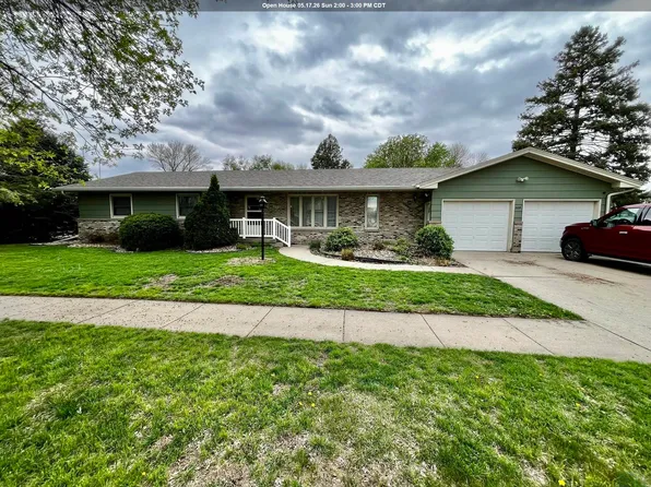 309 S Franklin St, Elk Point, SD 57025