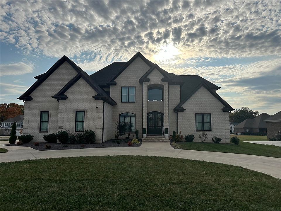 1st image of 705 Elkhorn Peak Dr