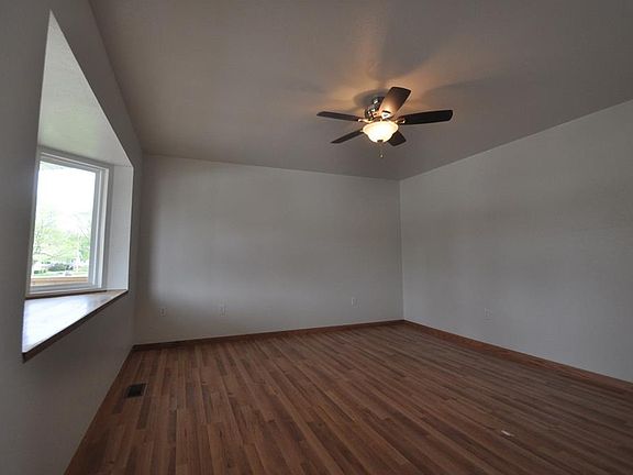 4th image of 345 W Randolph St