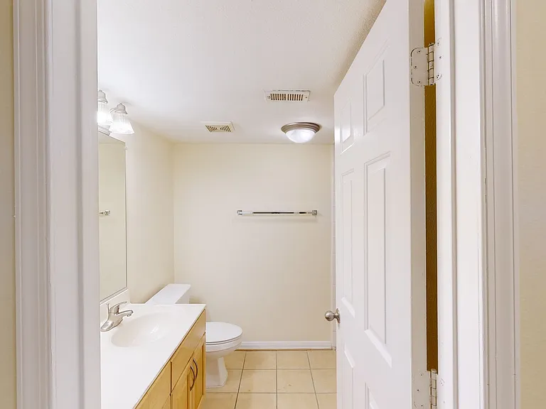 The Carriage Homes at Wyndham — Photo 82