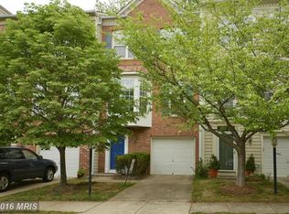 5453 Summer Leaf Ln, Alexandria, VA 22312