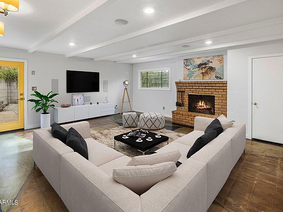 3rd image of 1515 E MCLELLAN Boulevard