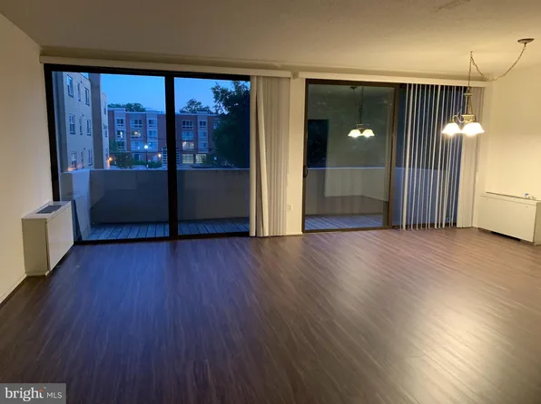 4141 Henderson Rd #107, Arlington, VA 22203