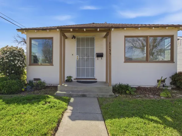 1135 Iowa Ave, Los Banos, CA 93635