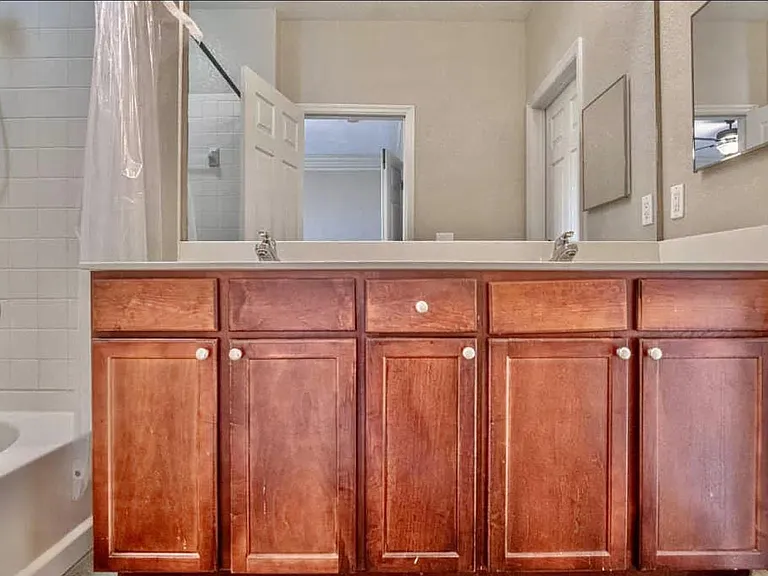 Baldwin Rowe Cir — Photo 17