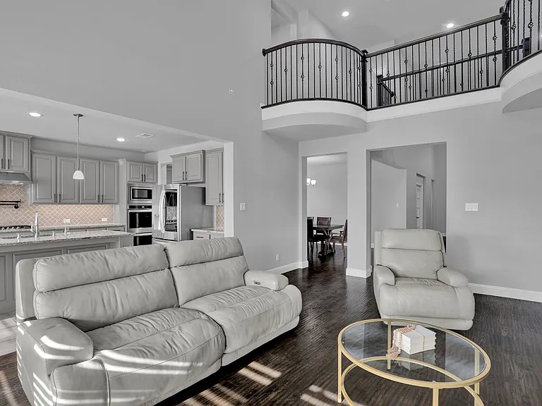 14093 Shiloh Springs Dr — Photo 35