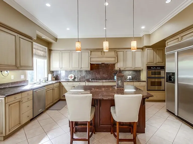 9673 Deer Trail Dr — Photo 16