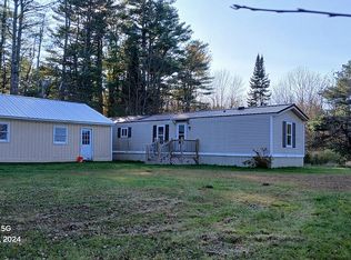 644 Ridge Rd, Windsor, ME 04363