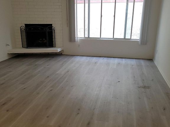 2nd image of 11946 Goshen Ave #5