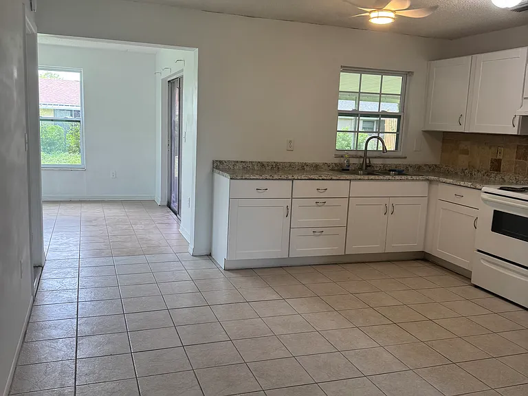 7348 Mitchell Ranch Rd — Photo 4