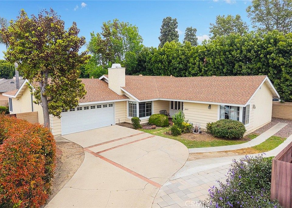 1st image of 2047 E Fern Dr