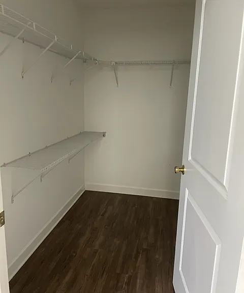 College Hill West Point Apts — Photo 3