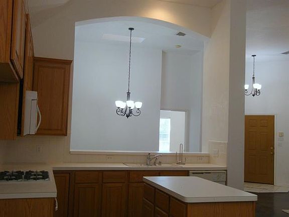 4th image of 8404 Catskill Ct
