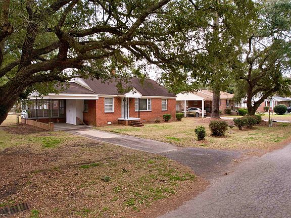 2nd image of 1738 Jasper St.