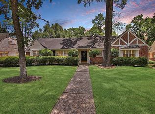 330 N Wilcrest Dr, Houston, TX 77079