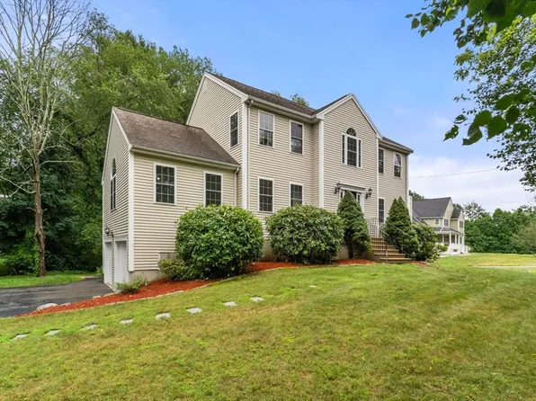 799 Pond St, Franklin, MA 02038