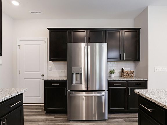 7th image of this home