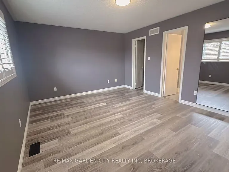 43 Westland St — Photo 17