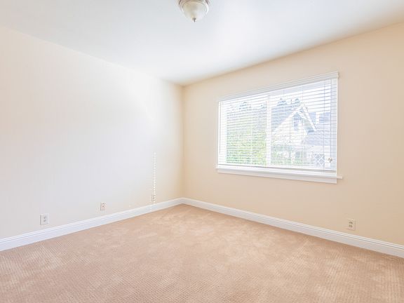 5th image of 19 Belle Ave APT 8