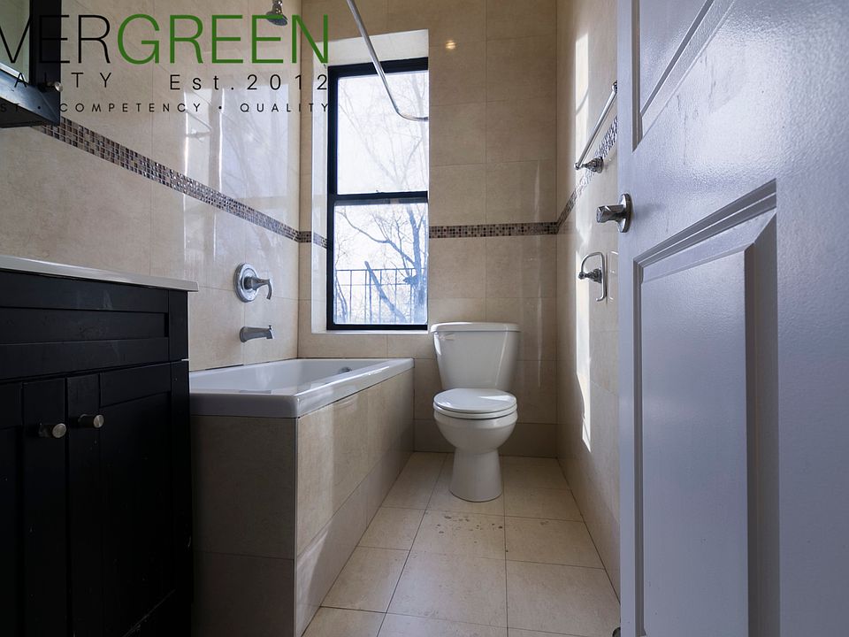 2nd image of 1155 E 35th St APT B7