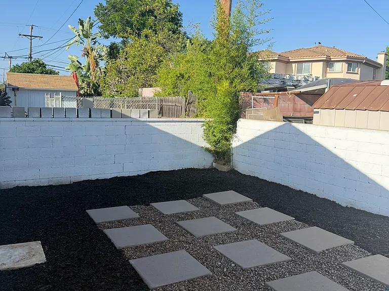 808 S 10th St — Photo 3