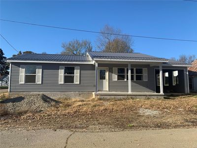 1300 Center St, Bismarck, MO, 63624