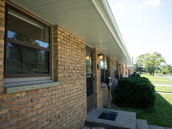 4th image of 1610 Muldoon Dr